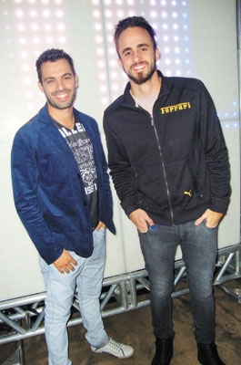 Cassiano Lazarini e Diego Borges desfilaram no Villa Ventura
